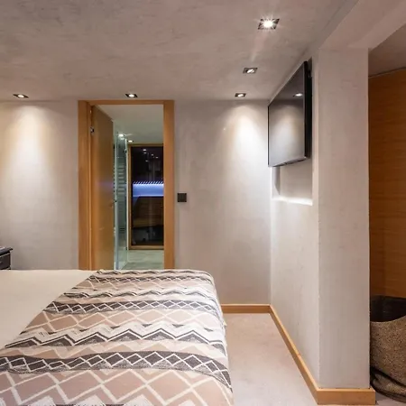 4br Chalet Kaiya - What'app - 0034-635-520-036 - For Reservations! * Chamonix
